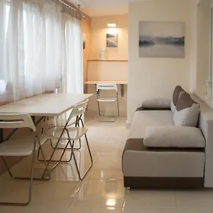 Kosmos Service Modern Spirit Center With Additional Cost Parking Θεσσαλονίκη